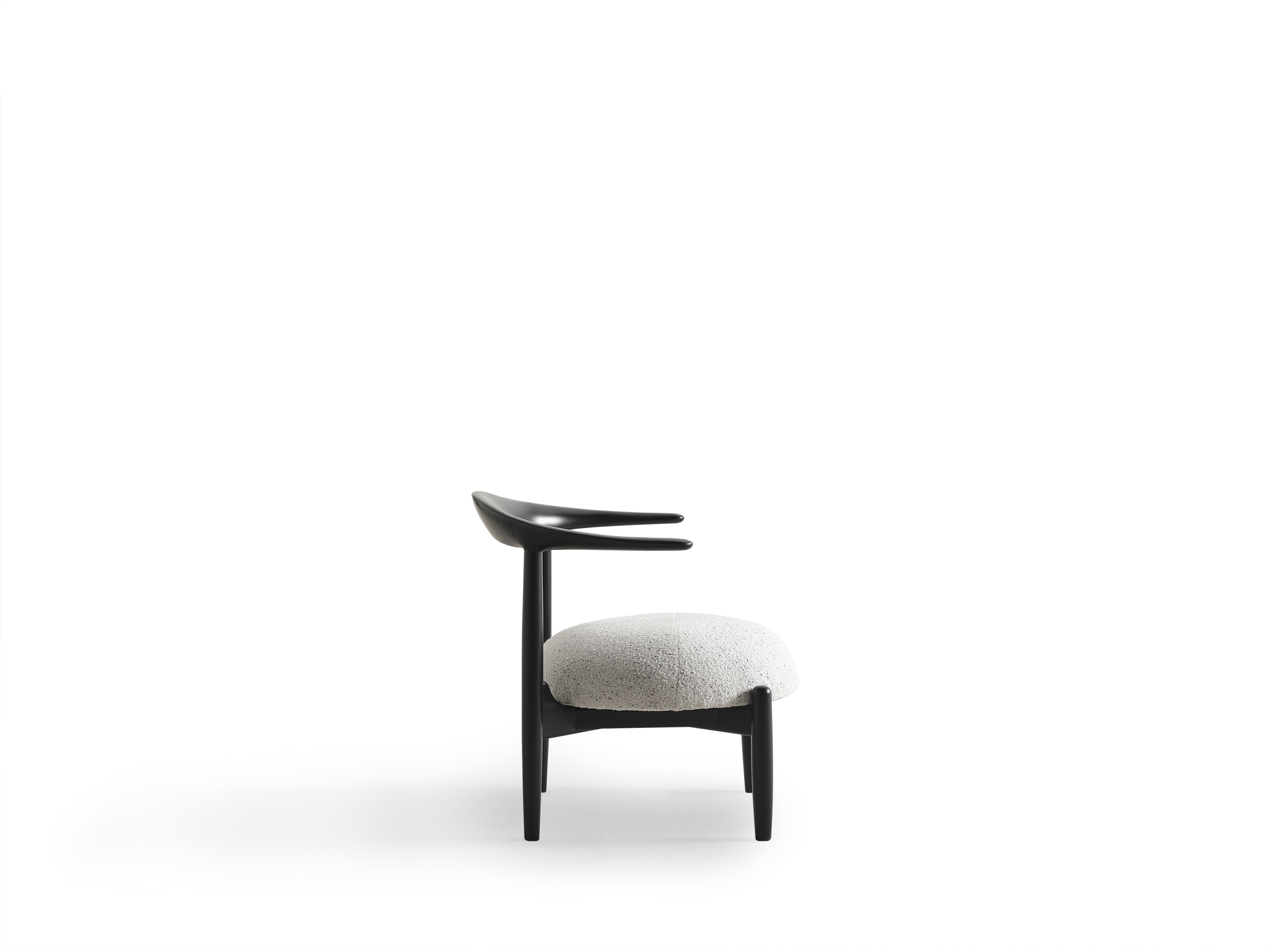 1025